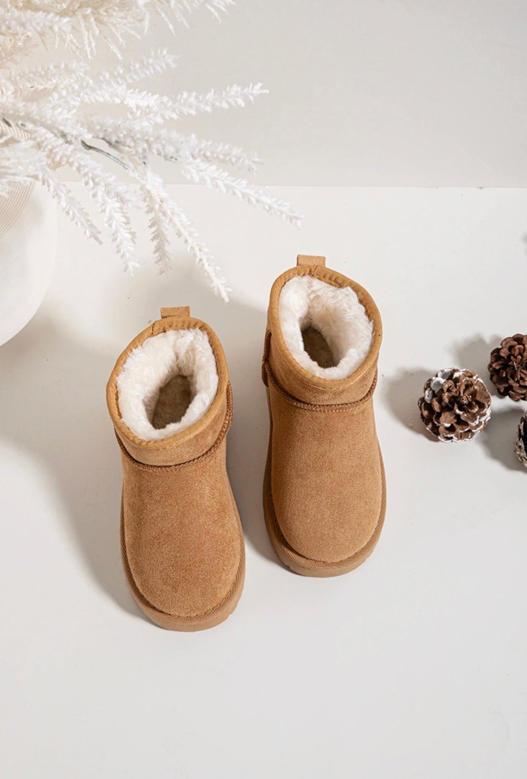 Unisex Tan Ankle Boots