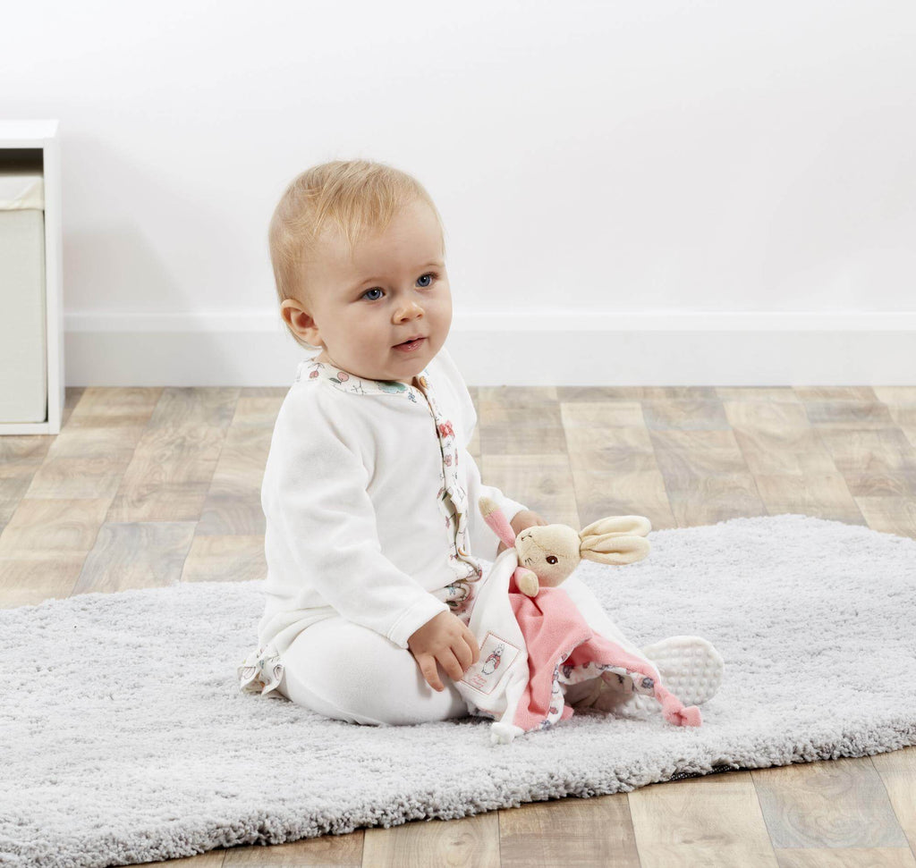Peter Rabbit Collection Flopsy Pink Comfort Blanket